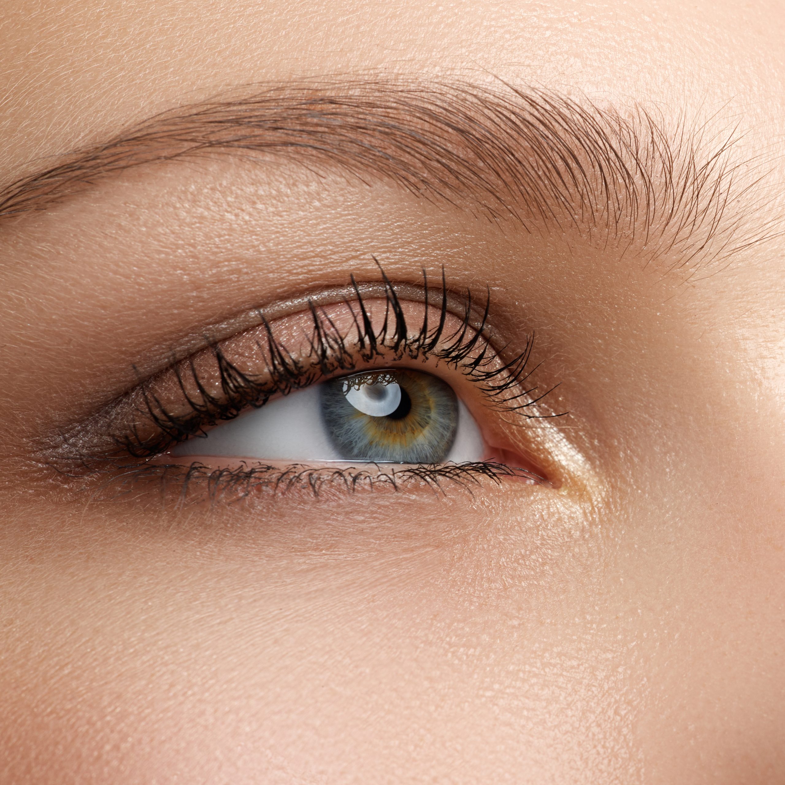 Teinture de cils et sourcils